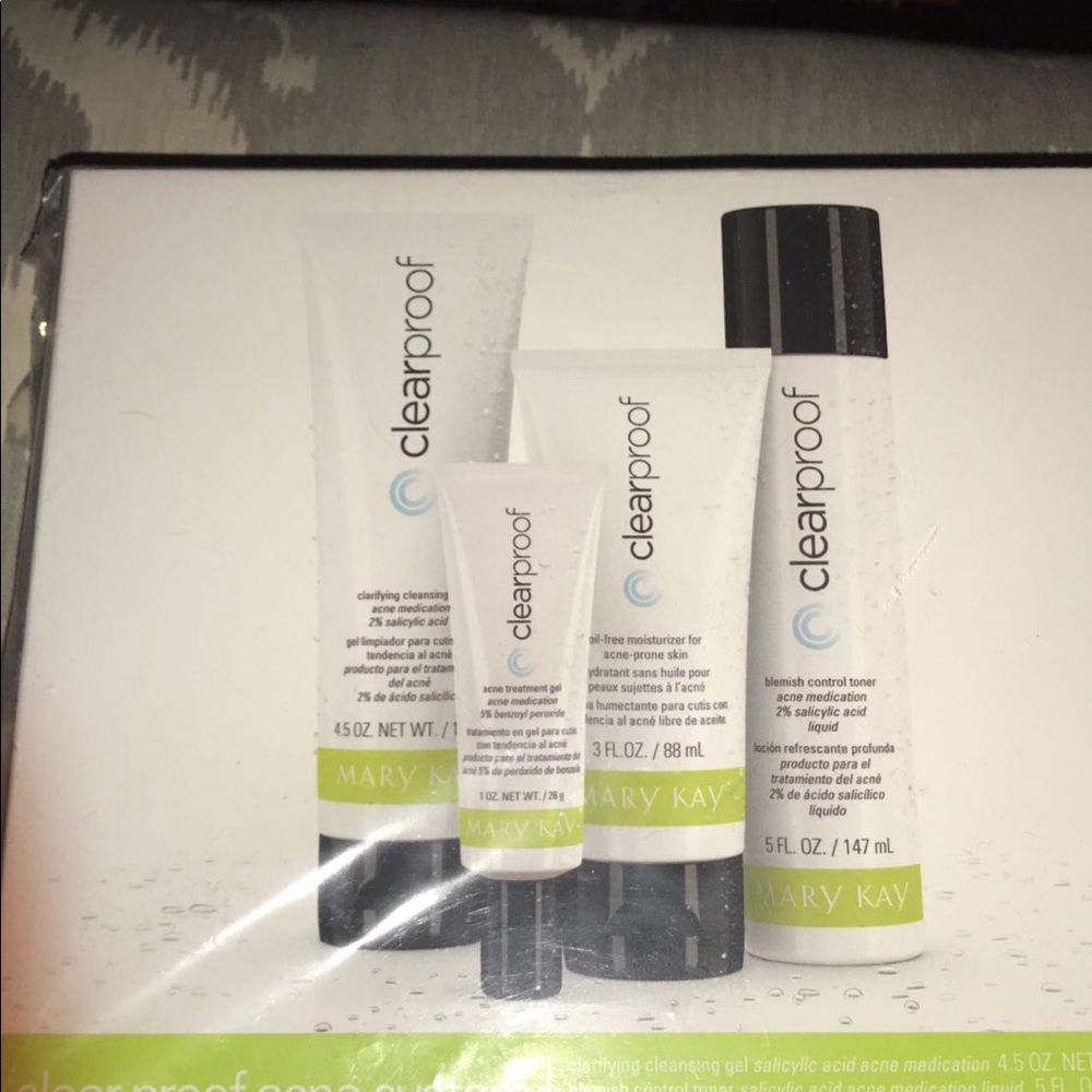 Mary Kay acne regimen